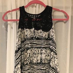 Black and White Summer Top